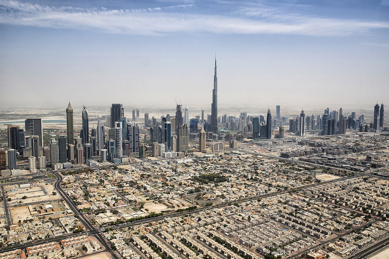 The UAE Economy: From Oil Wealth to a Diversified Global Powerhouse